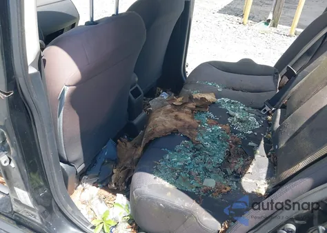 2007 Nissan Versa 1.8Sl z USA, uszkodzony, nr VIN 3N1BC11E67L440711